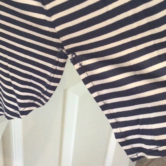 Hi Lo Peek A Boo Arm Blue Tunic NWT - Picture 7 of 8